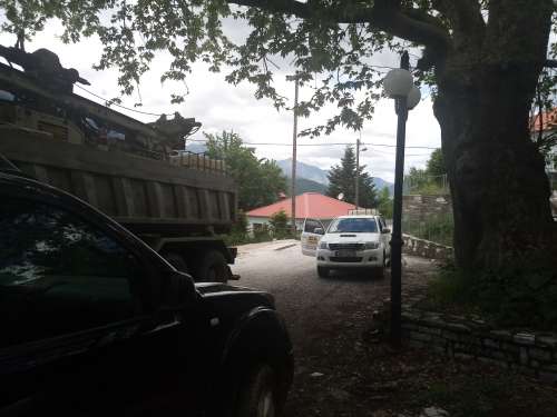 Άρχισαν οι γεωτρήσεις για την  οριστική τελική μελέτη των 8 χλμ... εδώ την Πέμπτη 19.5.2022... (η φωτό μπροστά στην εκκλ...